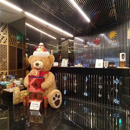 Hotel J Taoyuan Pingzhen Eksteriør billede