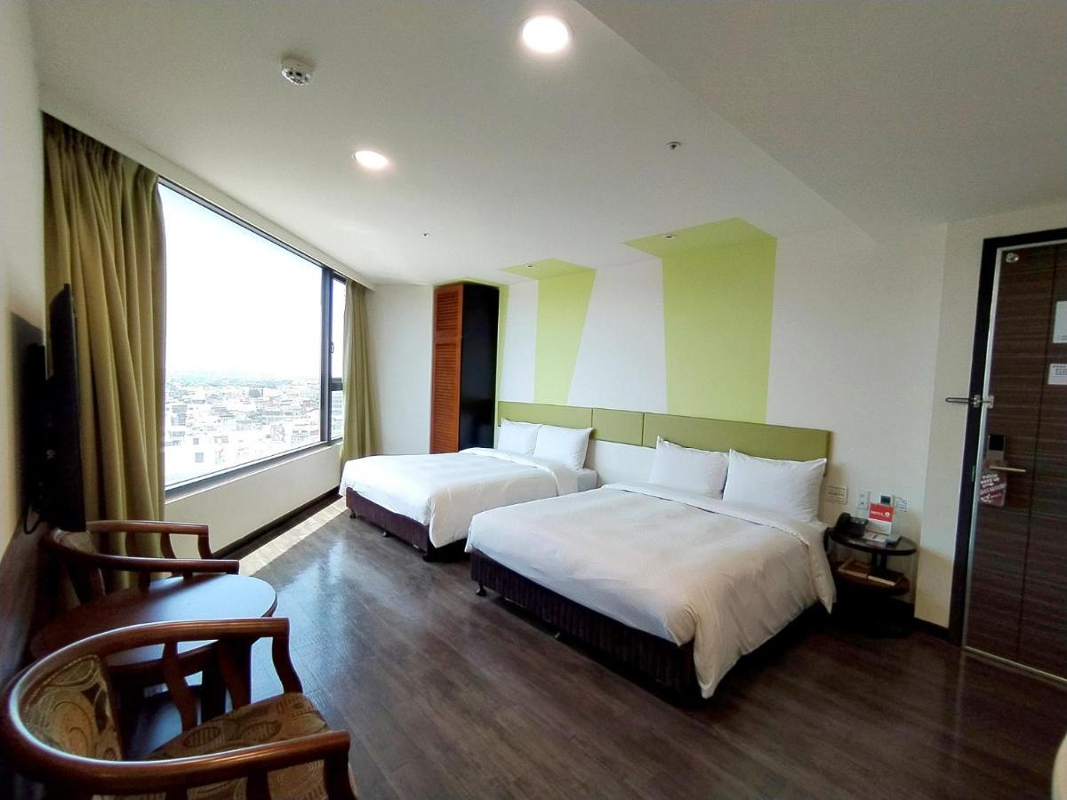 Hotel J Taoyuan Pingzhen Eksteriør billede