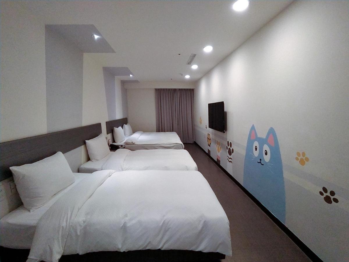 Hotel J Taoyuan Pingzhen Eksteriør billede