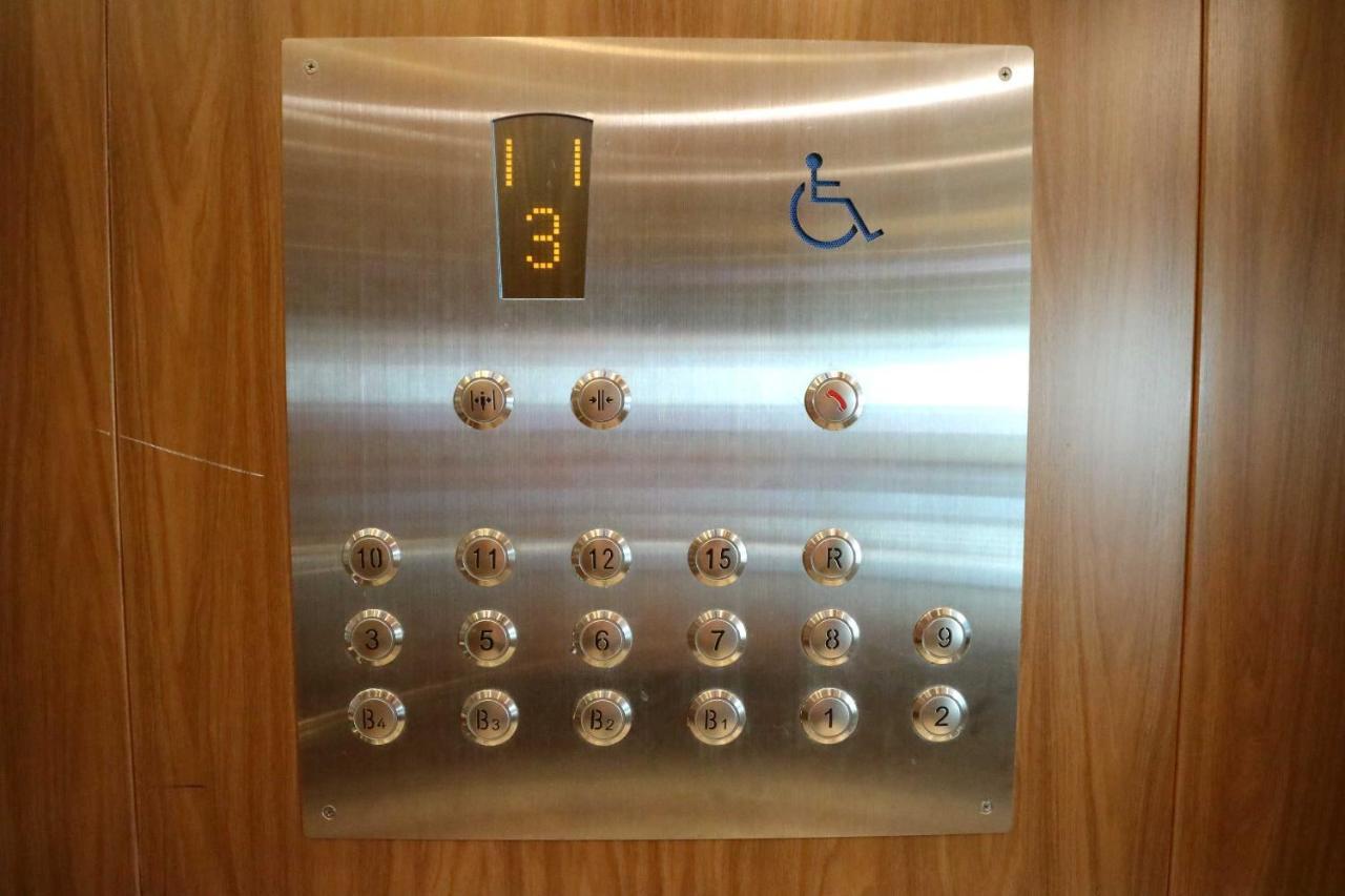 Hotel J Taoyuan Pingzhen Eksteriør billede
