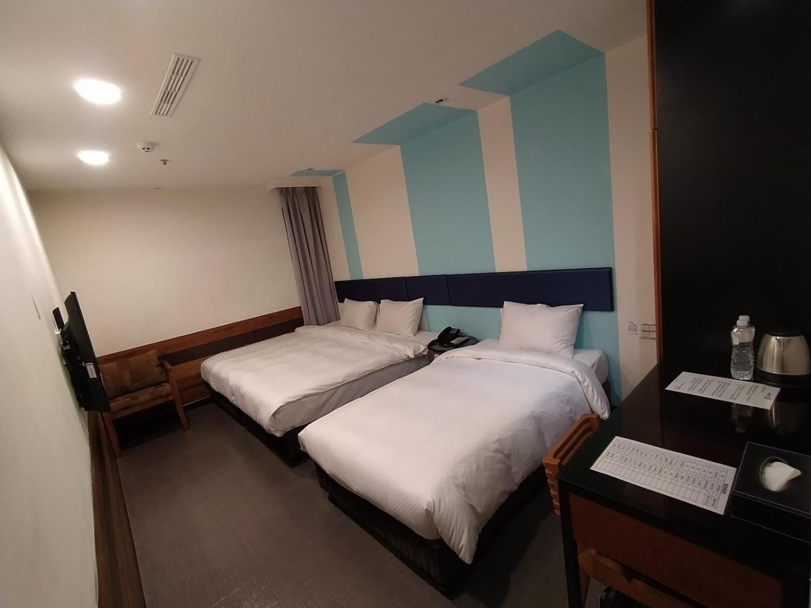 Hotel J Taoyuan Pingzhen Eksteriør billede