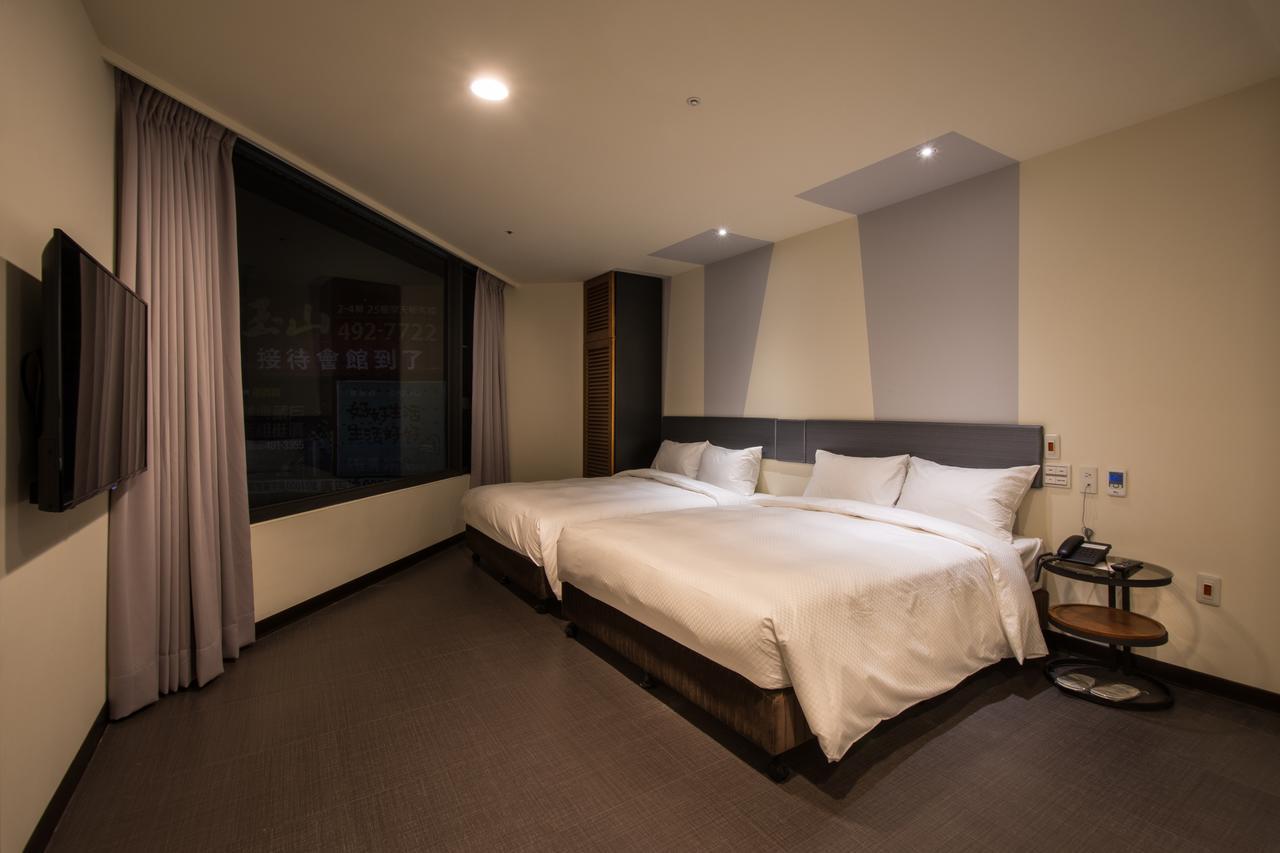 Hotel J Taoyuan Pingzhen Eksteriør billede